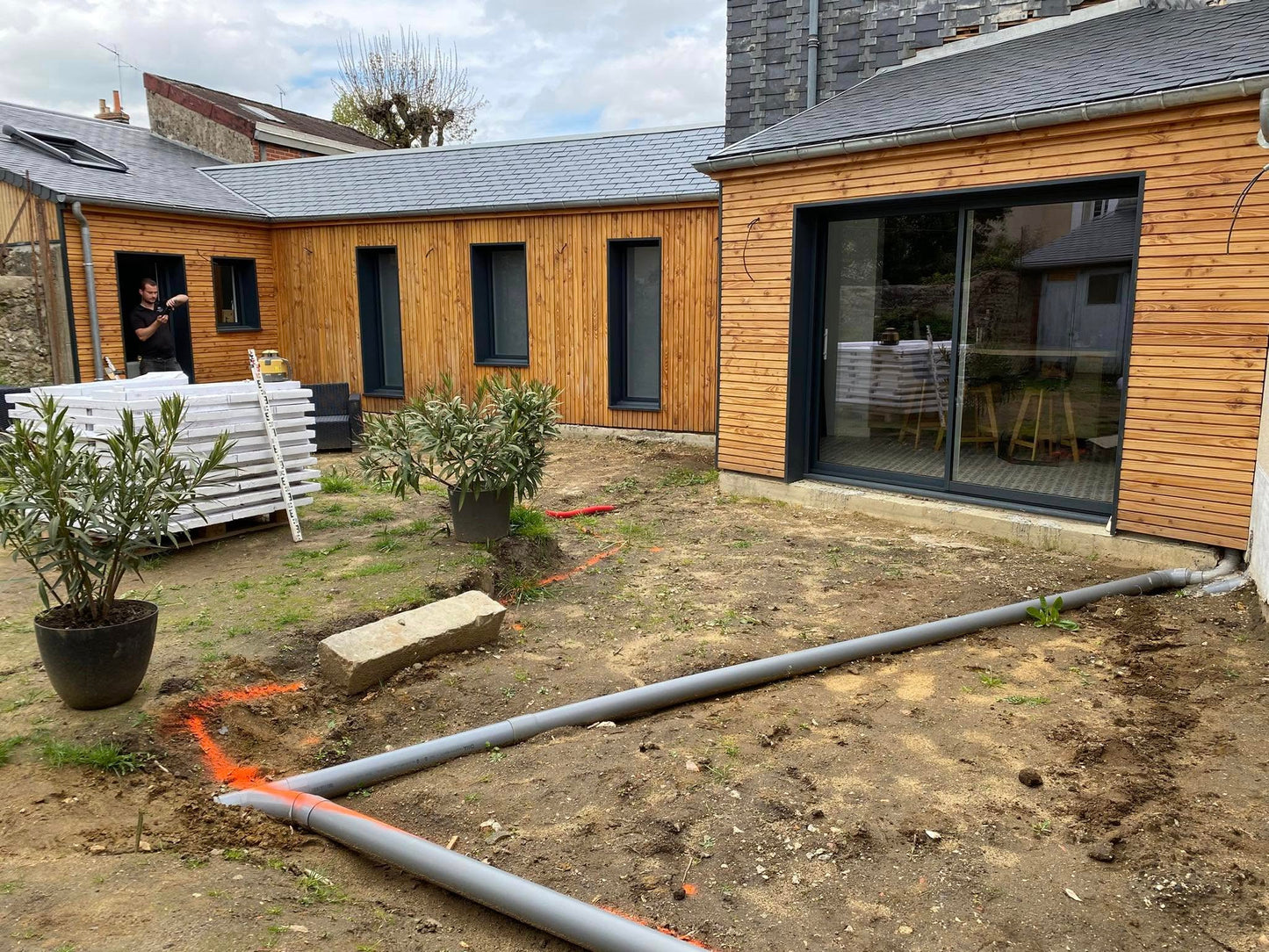 Terrasse en grès cérame 30x120x2cm