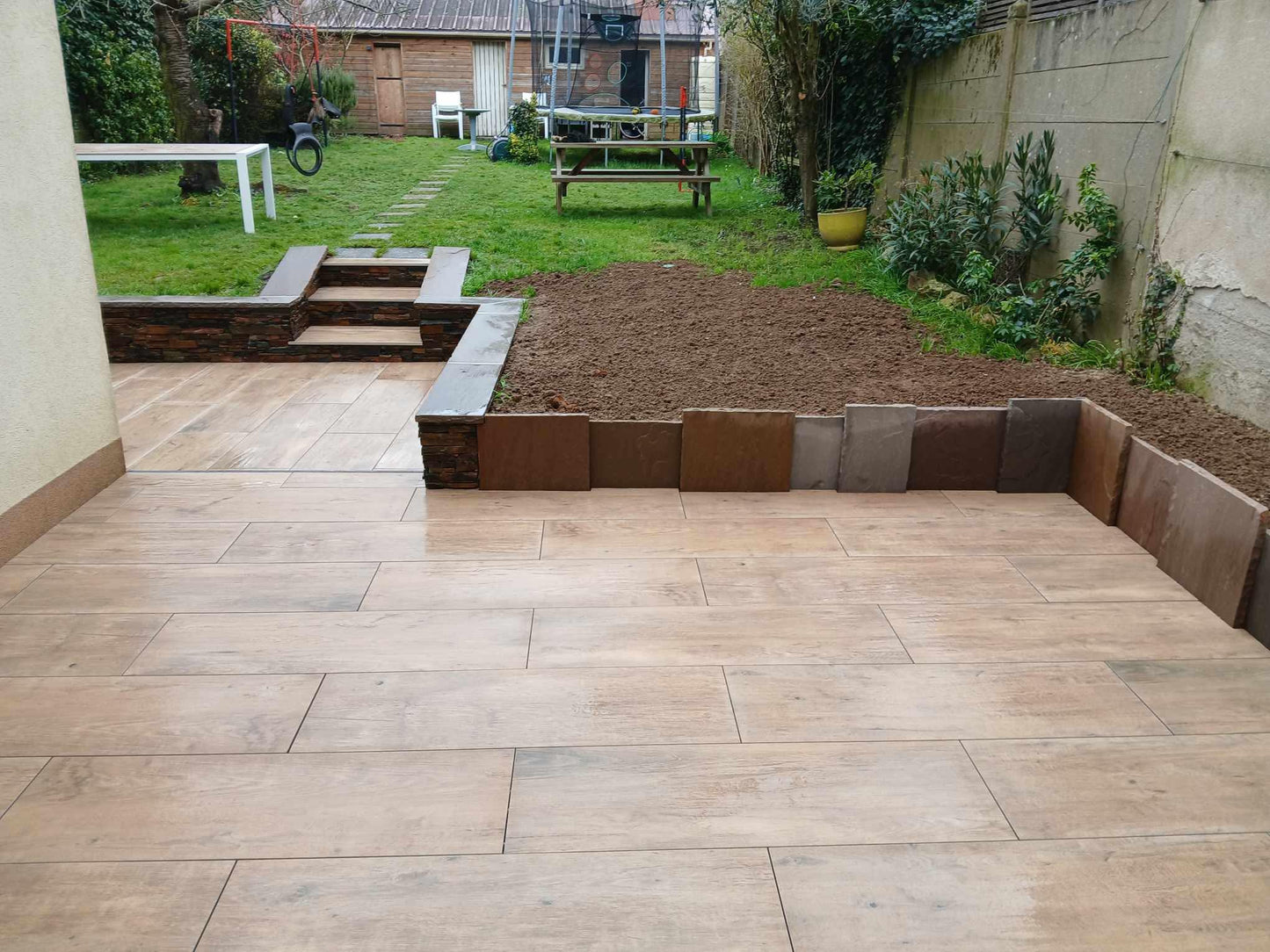 Terrasse en grès cérame 40x120x2cm