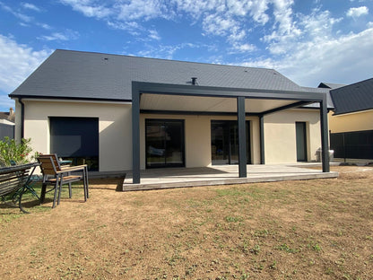 Pergola bioclimatique | Terrasse en grès cérame