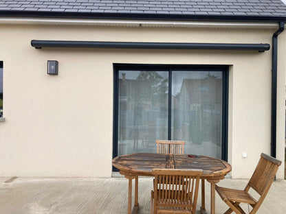 Store banne motorisé MARQUISES