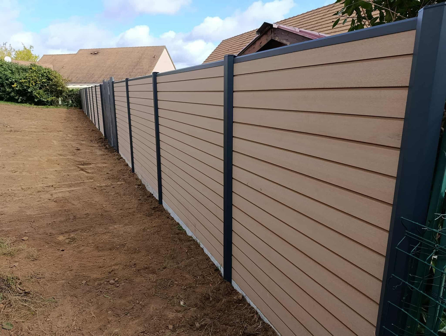 Clôture en composite OCEWOOD